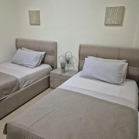 Apartmán Lori - Gjiri I Lalzit - Lalzit Bay Plazhi San Pietro